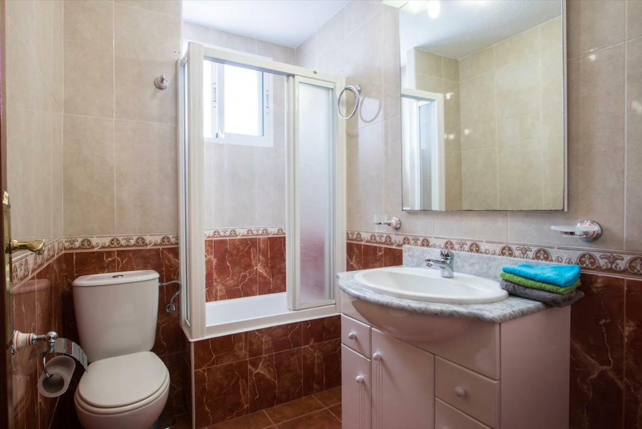 Lovely, New, Bright 3 Mins To Beach Apt 105 Sq Meters Alicante Buitenkant foto