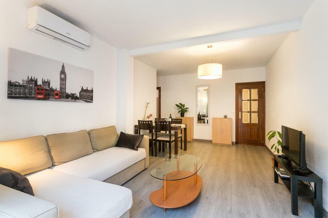 Lovely, New, Bright 3 Mins To Beach Apt 105 Sq Meters Alicante Buitenkant foto