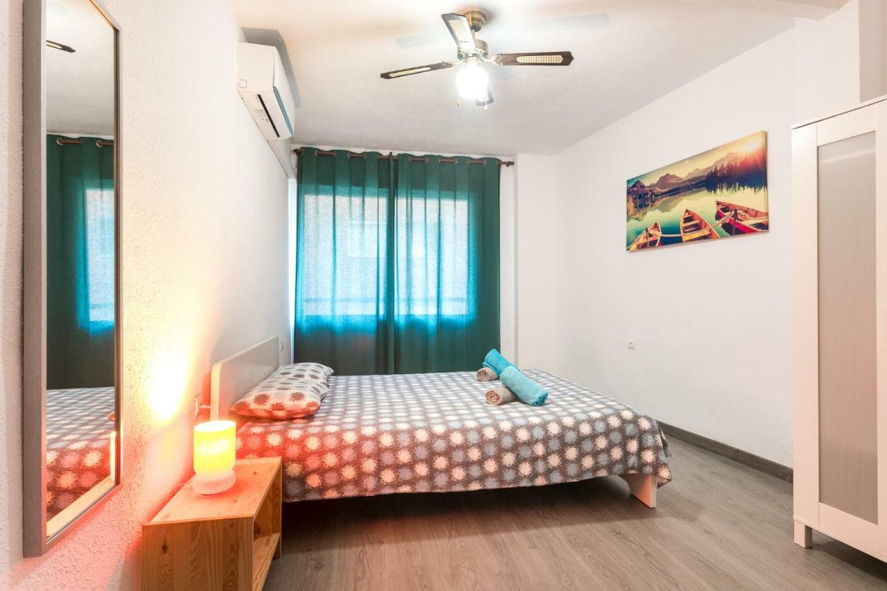 Lovely, New, Bright 3 Mins To Beach Apt 105 Sq Meters Alicante Buitenkant foto