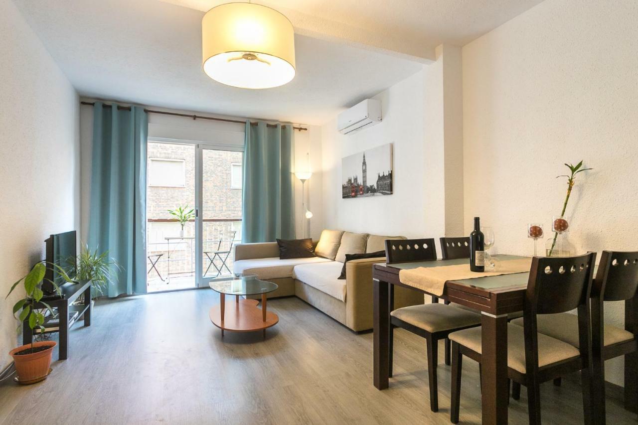 Lovely, New, Bright 3 Mins To Beach Apt 105 Sq Meters Alicante Buitenkant foto