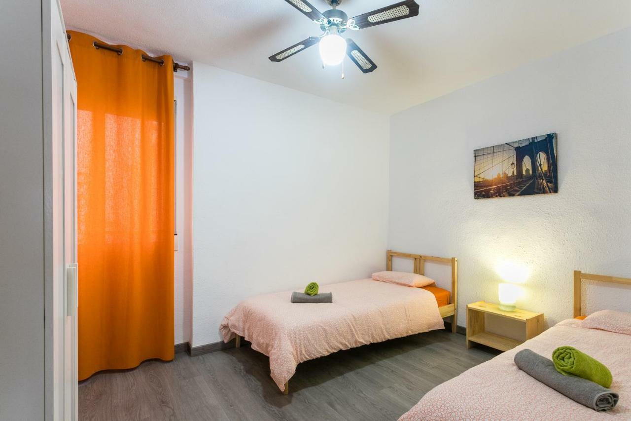 Lovely, New, Bright 3 Mins To Beach Apt 105 Sq Meters Alicante Buitenkant foto